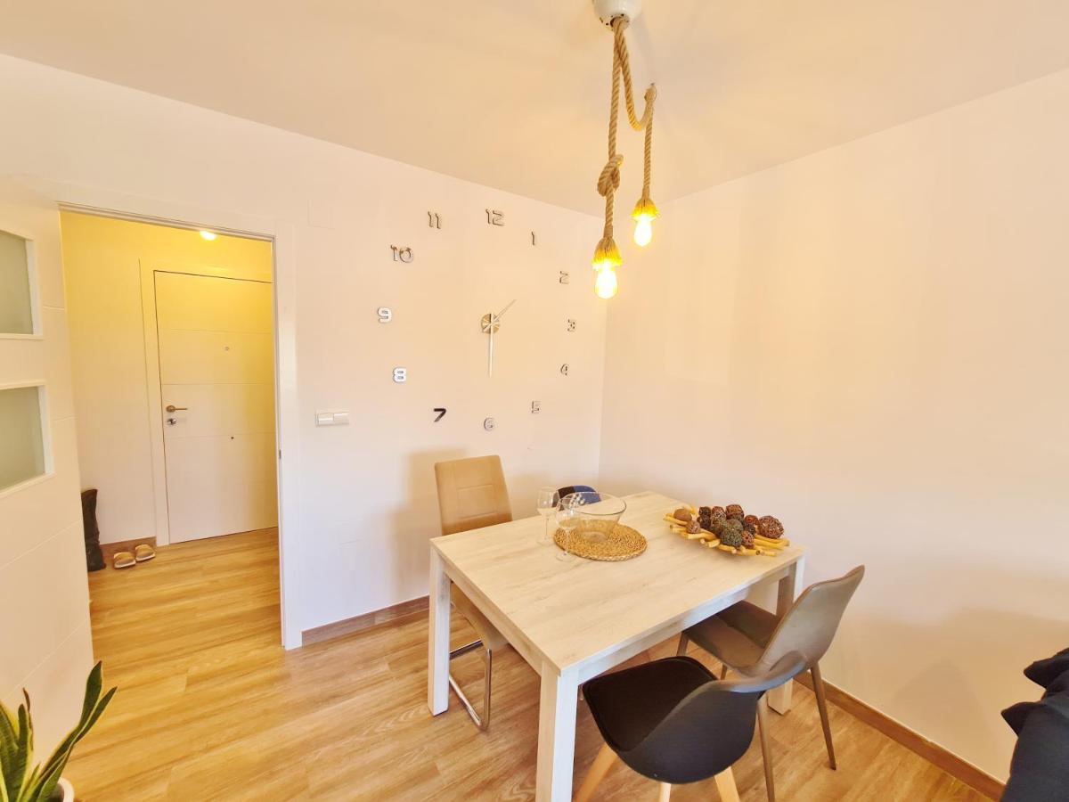 Apartamento con piscina frente al mar. Oliva Nova Esterno foto
