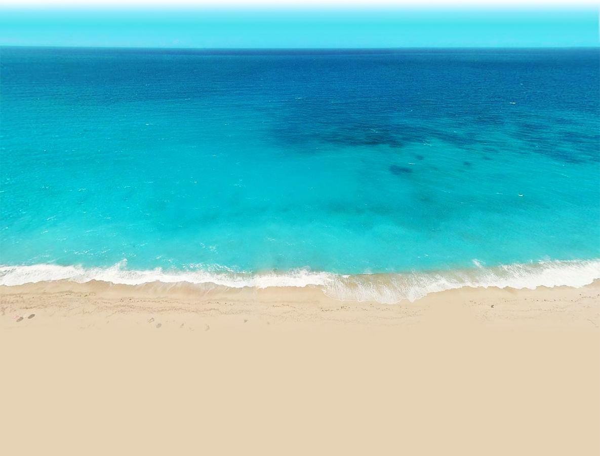 Apartamento con piscina frente al mar. Oliva Nova Esterno foto