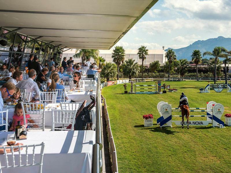 Apartamento con piscina frente al mar. Oliva Nova Esterno foto